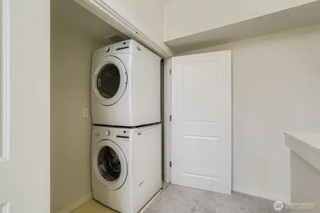 New Full Size Washer & Dryer