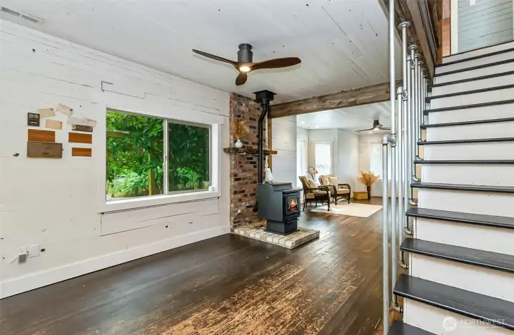 More natural light coming into the dining area.  Yes, the floors are worn, it adds to the vintage style of the house!