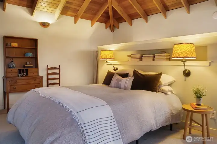 To sleep under this dreamy ceiling is otherworldly.