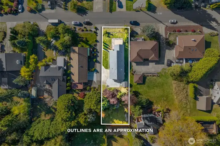Property boundary outlined for full lot perspective.