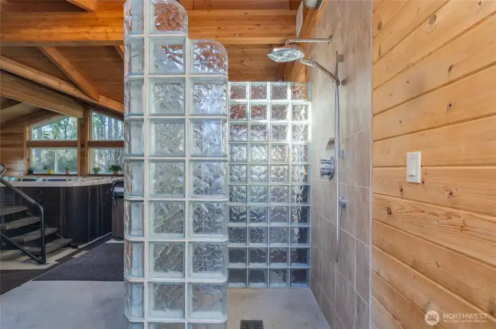 ...and rinsing shower!