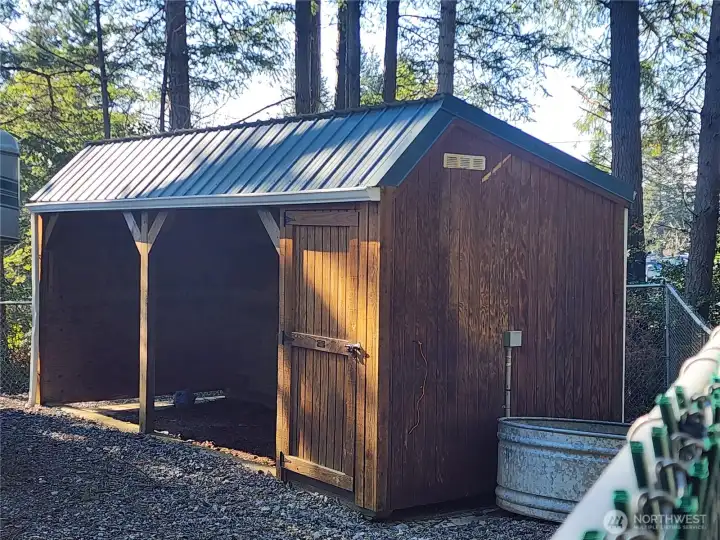 Shelter/feed area.