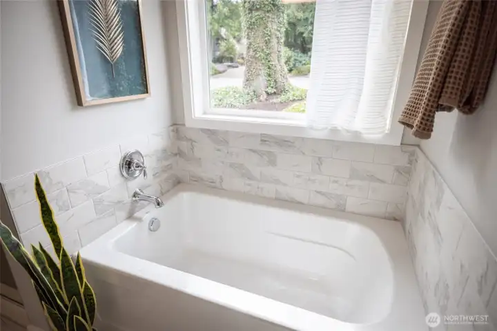 Primary Bath soaking tub