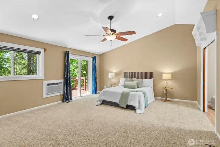 Huge primary suite!
