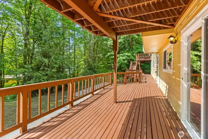Huge deck!