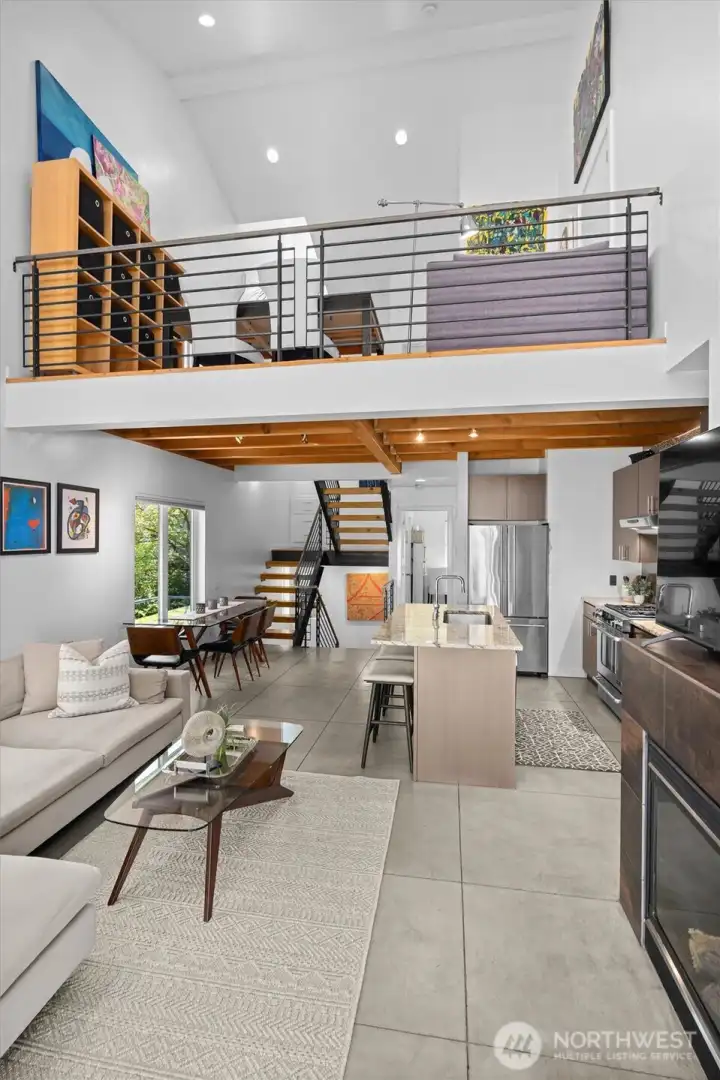 Dramatic architecture, soaring ceilings, and open sightlines define this exceptional residence. Dramatic architecture, soaring ceilings, and open sightlines define this exceptional residence.