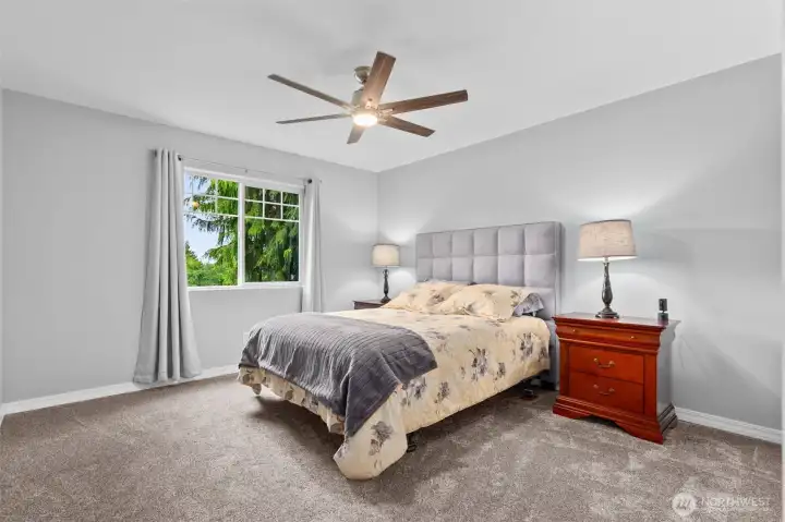 Bedroom 2 w/ ceiling fan