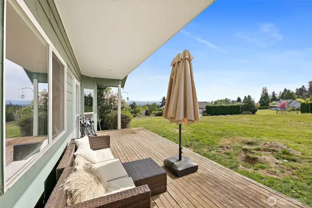 Deck of primary bedroom