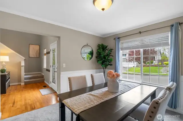 Spacious dining room off main entry