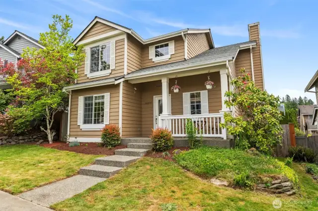 Entry with covered front porch