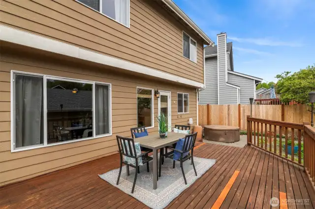 Entertainment size deck