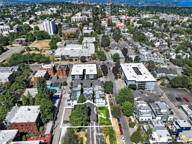 Enjoying a central location, within close reach of employers and amenities in and around Seattle, Laurel Gate is near I-5, I-90 and 520 for easy commuting. It’s also just 12 blocks from the Capitol Hill Station of Sound Transit’s Link light rail with rapid transit north to Northgate (and as far as Lynnwood in August of 2024), south to SeaTac Airport, and east to Redmond for employment, shopping, dining and recreation.     With a walk score of 94, residents can run a variety of daily errands without the use of a car. Enjoy notable restaurants, cozy bars, an array of grocery shopping options, historic parks and the Seattle’s vibrant art scene—all within walking distance. This property was also awarded a bike score of 95—another carless transportation option.