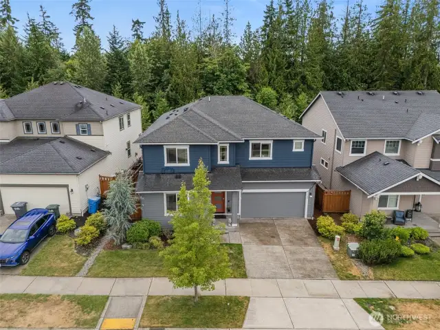 Enjoy Tehaleh lifestyle where community, trails, shopping, dining & parks are just steps away!