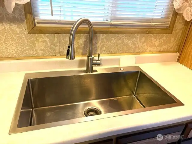 Spacious new kitchen sink