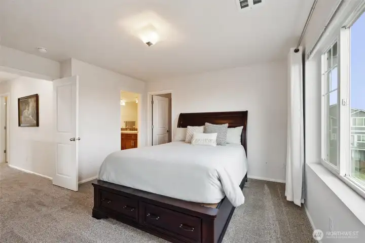 Primary to 3/4 bath & walk-in closet