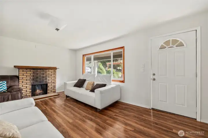 Livingroom  / Fire place