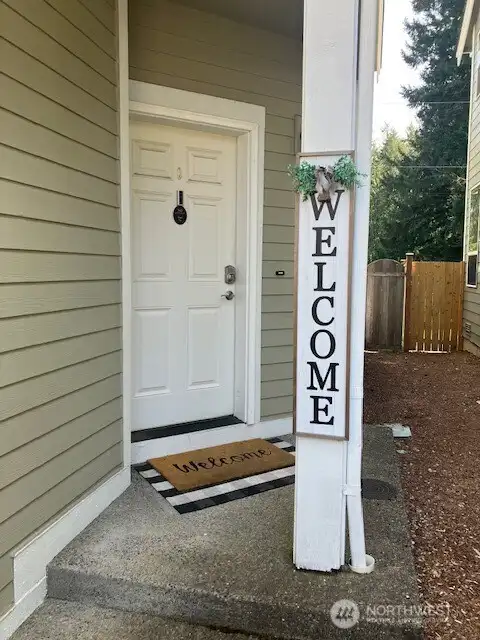 Inviting entry to the home!