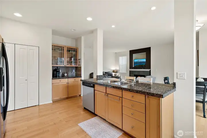 Great entertaining space Great entertaining space