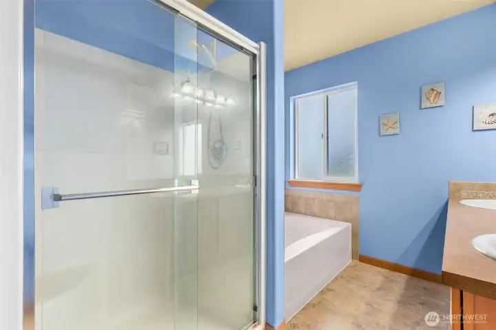 5 Piece Primary Bathroom