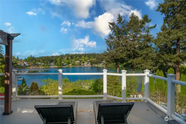 Start your mornings with a cup of coffee, surrounded by beautiful views of the lake, or unwind in the evenings with a sunset backdrop that will take your breath away. This balcony is more than just an outdoor space; it's a lifestyle.