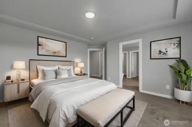 Primary En-Suite Staged
