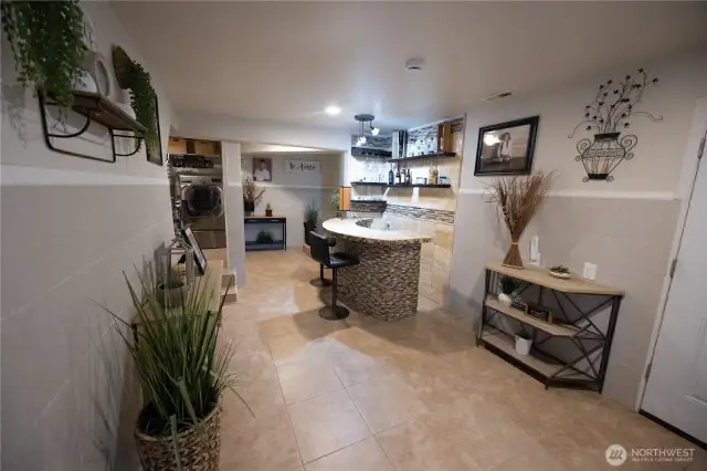 Downstairs rec room with bar
