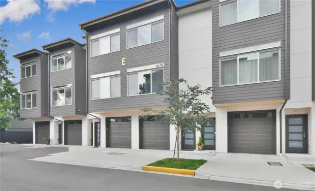Front of unit E4