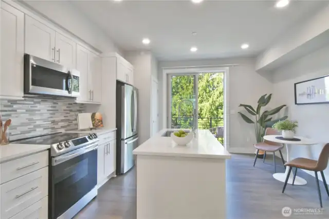 Quartz counters Undermount lighting