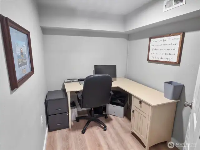 Large Closet / Office