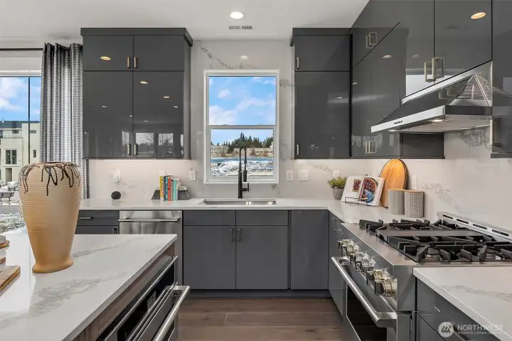 Photos are for illustrative purposes only & depict a different floor plan by Toll Brothers, finishes, or features than the actual home for sale. Actual layout & specifications vary. Home listed for sale (Banner) is brand new & photos are not yet available.