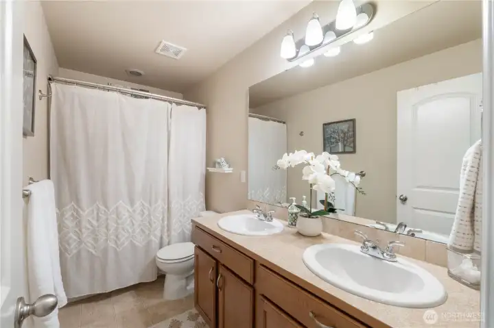 Guest Bath with double sinks