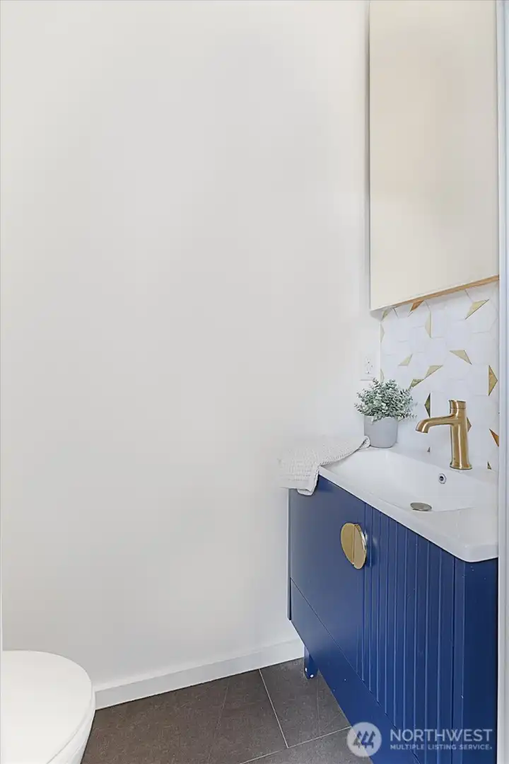 Powder guest bath is an added amenity!