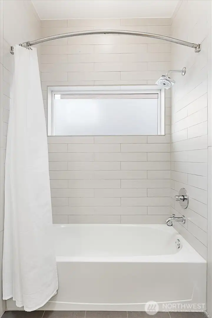 Large soaking tub is great for spa-like experiences!