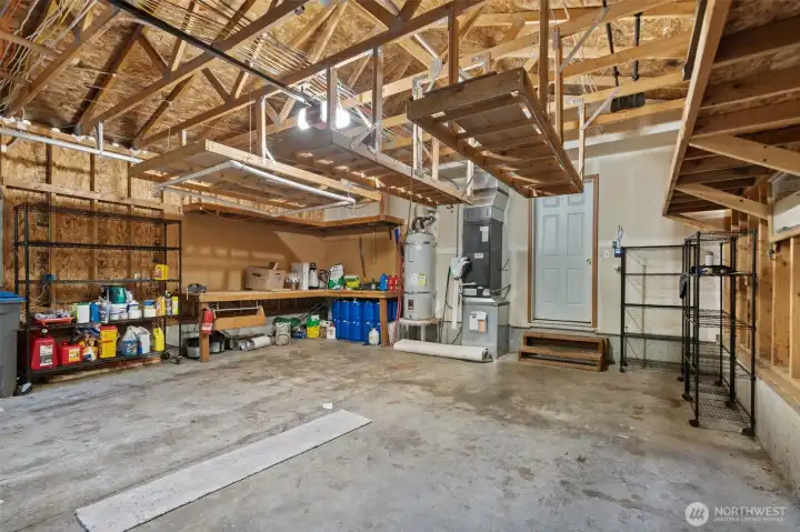 Large 2-Car Garage