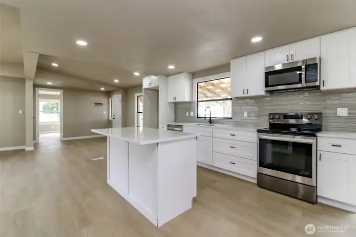 Open concept kitchen and dining room great for entertaining
