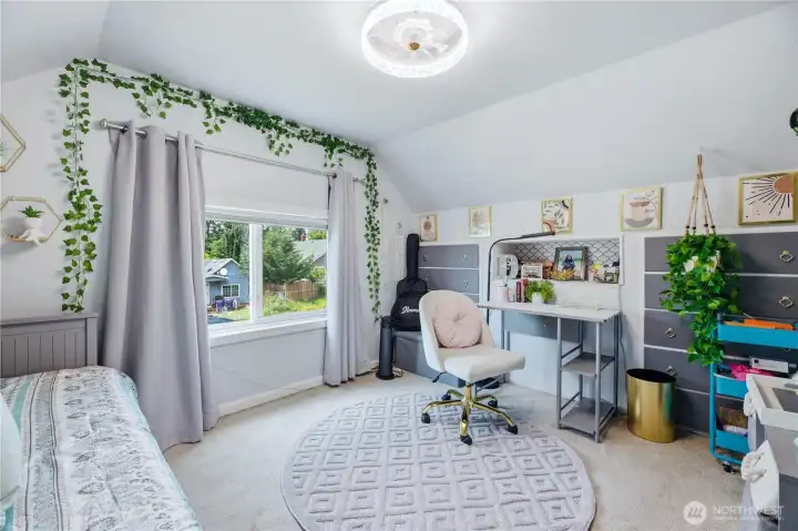 Bedroom 1- Upstairs