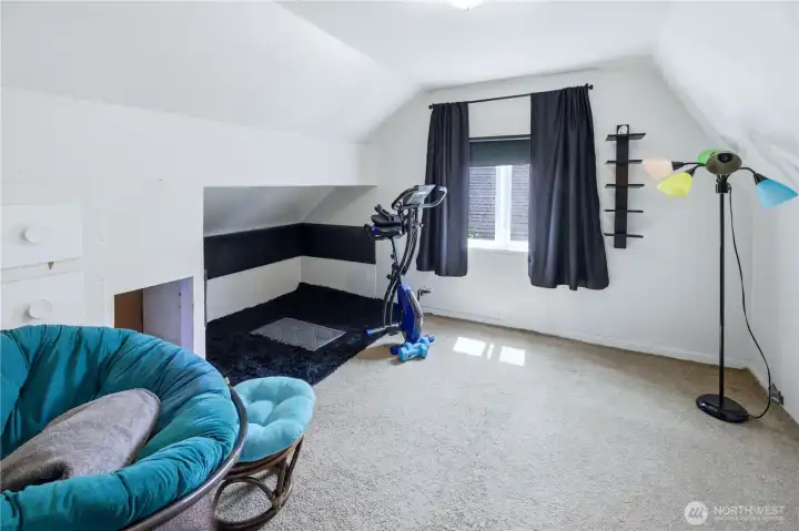 Bedroom 2- Upstairs
