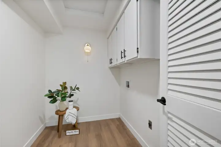 Really cute laundry room! Really cute laundry room!