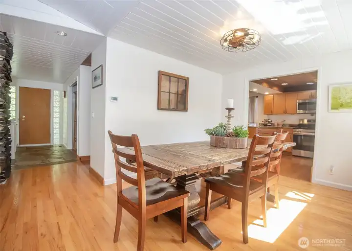 Dining room directly off the kitchen.