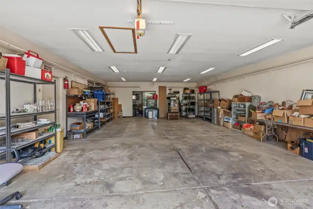 Interior shop 1