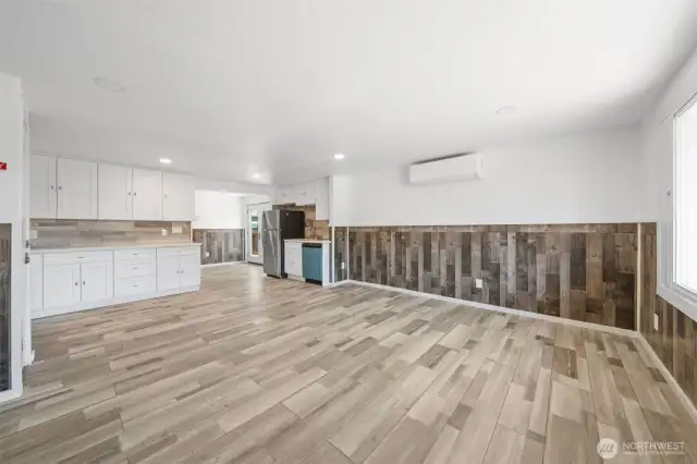 Different view of living/dining area