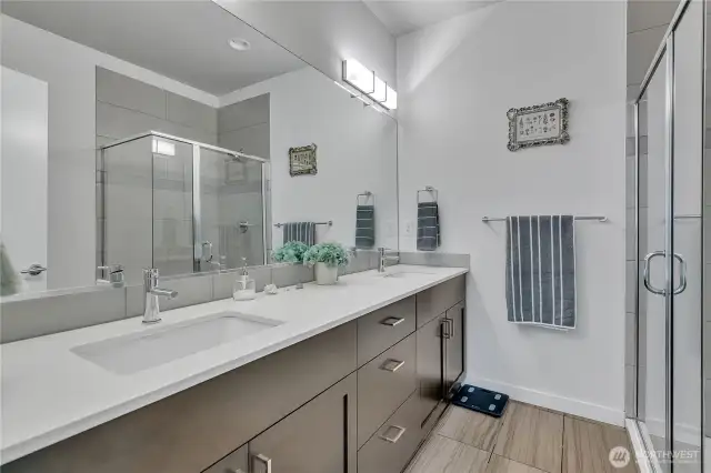 Primary Full Bath