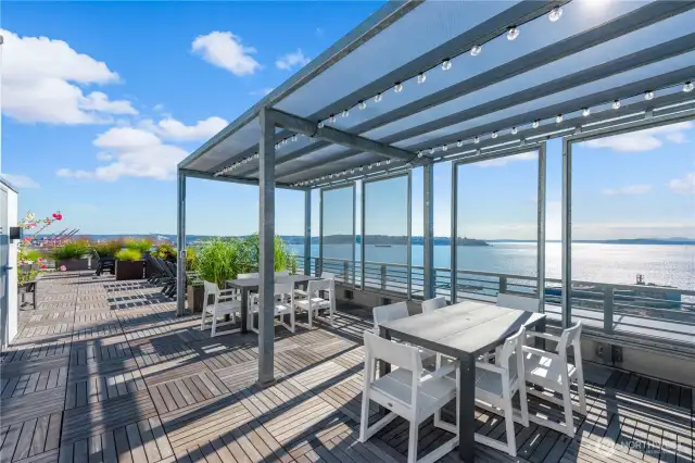 Pomerly rooftop deck.