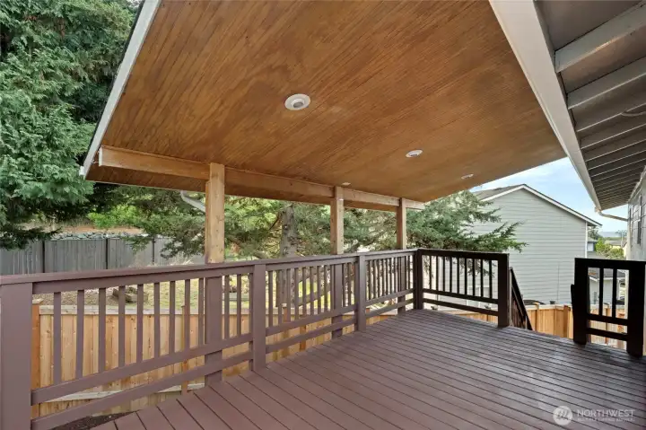 Covered back deck!