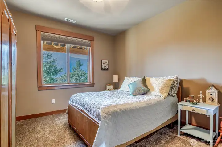 Another of the 3 downstairs rooms. All rooms have windows with a view of Lk. Cle Elum & the surrounding mountains.