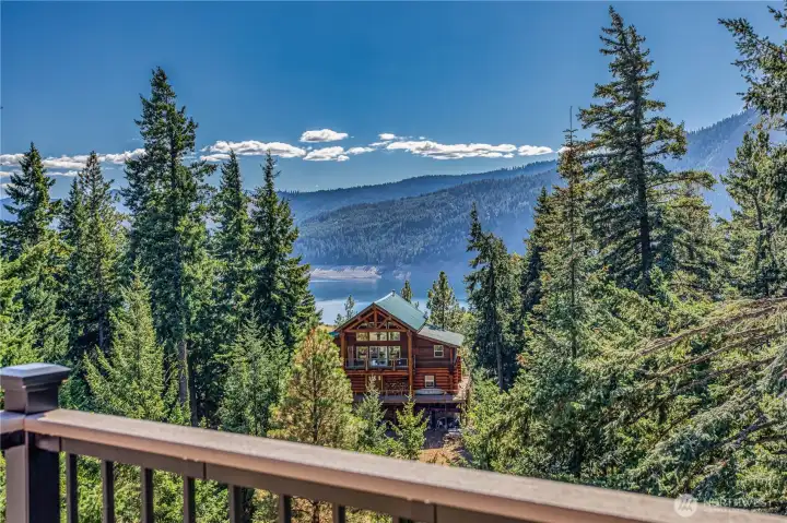 View of Lk. Cle Elum from the wraparound deck