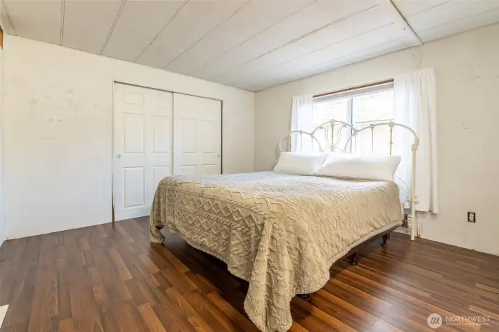 Spacious primary bedroom