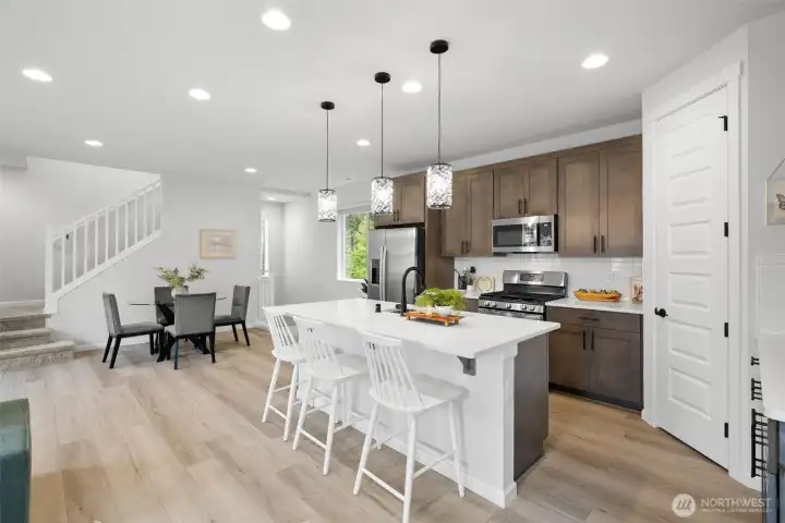 Large Island, perfect for gathering and entertaining.