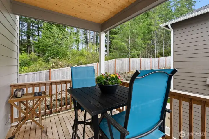 Covered deck on the second floor, perfect for those summer bbqs!