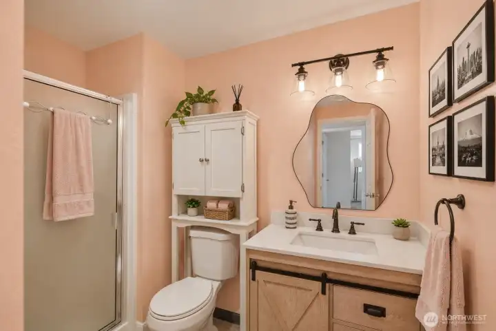 Primary bedroom with Bathroom